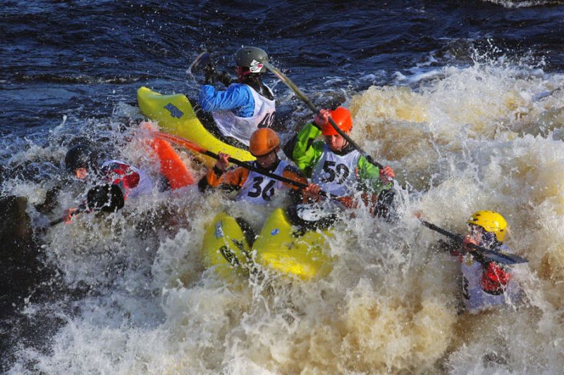 Чемпионат России по фристайлу на бурной воде 2011г.(Тивдия).  Король Волны.